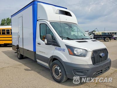 Czwarte zdjęcie samochodu z boku: 2022 FORD TRANSIT DELIVERY TRUCK VIN:1FDBW5Z87NKA39902 - miniatura