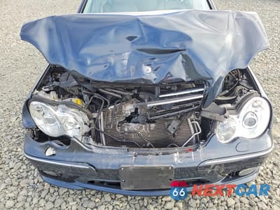 Zdjęcie 11 z 12 samochodu: 2005 MERCEDES-BENZ C 230K SPORT SEDAN VIN:WDBRF40J15F715667 - miniatura