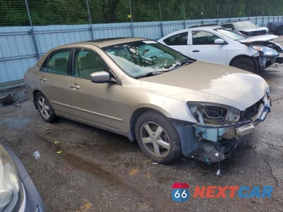 Czwarte zdjęcie samochodu z boku: 2004 HONDA ACCORD EX VIN:1HGCM566X4A170409 - miniatura