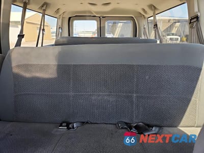 Zdjęcie 10 z 14 samochodu: 2006 FORD ECONOLINE E350 SUPER DUTY WAGON VIN:1FBNE31LX6HA61095 - miniatura