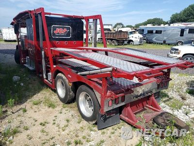 Trzecie zdjęcie samochodu z tyłu: 2019 PETERBILT 389 CAR HAULER TRUCK VIN:1NPXL49XXKD497544 - miniatura