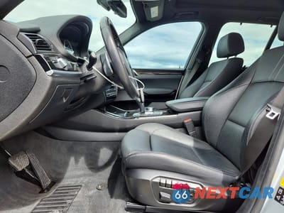 Zdjęcie 7 z 13 samochodu: 2017 BMW X3 XDRIVE28I VIN:5UXWX9C30H0W78516 - miniatura