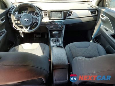Zdjęcie 8 z 14 samochodu: 2018 KIA NIRO LX VIN:KNDCB3LC2J5156639 - miniatura