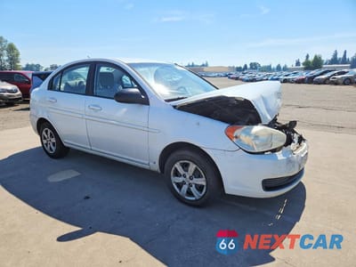 Czwarte zdjęcie samochodu z boku: 2009 HYUNDAI ACCENT GLS VIN:KMHCN46C79U283179 - miniatura