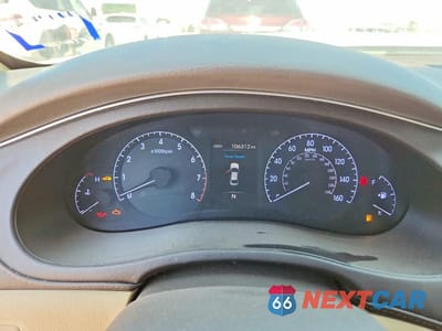 Zdjęcie 9 z 12 samochodu: 2014 HYUNDAI GENESIS 5.0L VIN:KMHGC4DH2EU262532 - miniatura