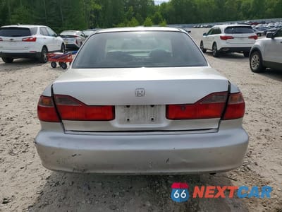 Zdjęcie 6 z 12 samochodu: 1998 HONDA ACCORD LX VIN:1HGCG5647WA161272 - miniatura
