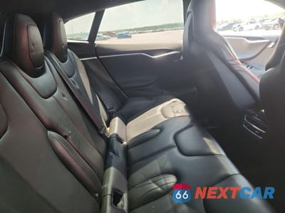 Zdjęcie 10 z 13 samochodu: 2016 TESLA MODEL S VIN:5YJSA1E25GF156830 - miniatura