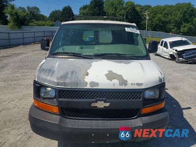 Piąte zdjęcie samochodu w środku: 2008 CHEVROLET EXPRESS G2500 VIN:1GCGG25C681190515 - miniatura