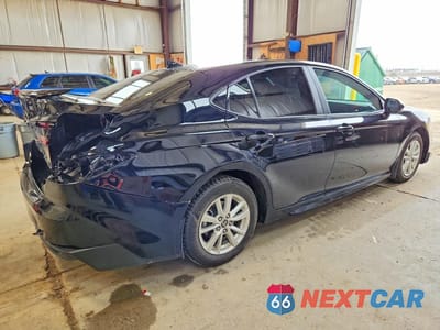 Trzecie zdjęcie samochodu z tyłu: 2026 TOYOTA CAMRY LE VIN:4T1DAACK7TU210346 - miniatura