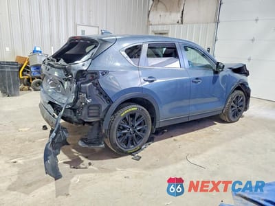 Trzecie zdjęcie samochodu z tyłu: 2024 MAZDA CX-5 PREFERRED VIN:JM3KFBCL2R0527583 - miniatura