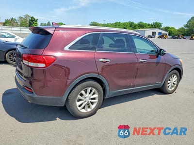 Trzecie zdjęcie samochodu z tyłu: 2017 KIA SORENTO LX V6 VIN:5XYPGDA58HG234789 - miniatura