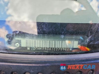 Zdjęcie 12 z 12 samochodu: 2001 CHEVROLET SILVERADO K2500 HEAVY DUTY VIN:1GCHK29G61E275966 - miniatura
