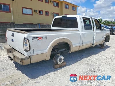 Trzecie zdjęcie samochodu z tyłu: 2011 FORD F250 SUPER DUTY VIN:1FT7W2BT8BEA78600 - miniatura