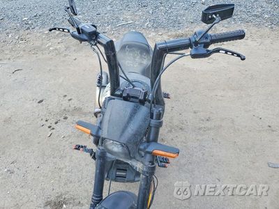 Piąte zdjęcie samochodu w środku: 2019 HARLEY-DAVIDSON FXDRS VIN:1HD1YVK24KB037339 - miniatura
