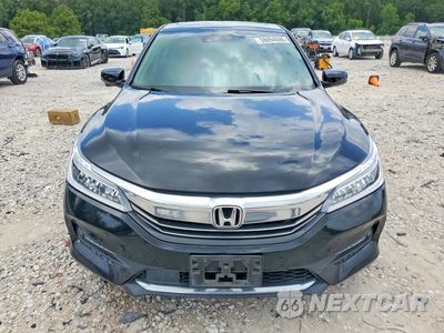 Piąte zdjęcie samochodu w środku: 2017 HONDA ACCORD TOURING VIN:1HGCR3F93HA026805 - miniatura