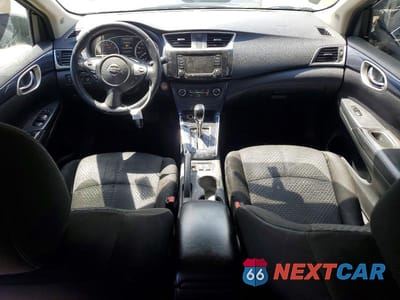 Zdjęcie 8 z 12 samochodu: 2017 NISSAN SENTRA SR VIN:3N1AB7AP7HY284556 - miniatura