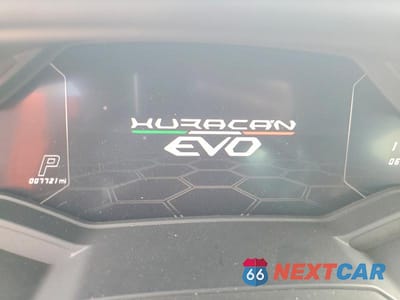 Zdjęcie 9 z 12 samochodu: 2021 LAMBORGHINI HURACAN EVO VIN:ZHWUF5ZF9MLA16300 - miniatura