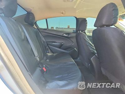 Zdjęcie 10 z 12 samochodu: 2018 CHEVROLET CRUZE LS VIN:1G1BC5SM1J7174660 - miniatura