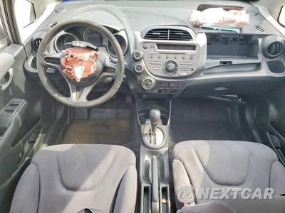 Zdjęcie 8 z 13 samochodu: 2009 HONDA FIT VIN:JHMGE882X9S043460 - miniatura