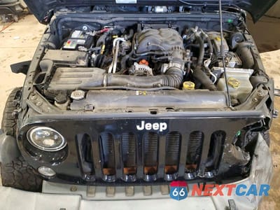 Zdjęcie 12 z 13 samochodu: 2018 JEEP WRANGLER UNLIMITED SPORT VIN:1C4BJWDG0JL859623 - miniatura