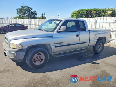 2001 DODGE RAM 1500 3B7HC13Y51G802381 - główne zdjęcie licytacji z USA - miniatura
