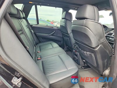 Zdjęcie 10 z 12 samochodu: 2011 BMW X5 XDRIVE50I VIN:5UXZV8C57BL417713 - miniatura
