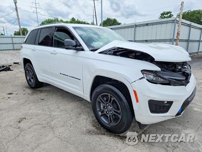 Czwarte zdjęcie samochodu z boku: 2025 JEEP GRAND CHEROKEE 4XE VIN:1C4RJYB64S8690635 - miniatura