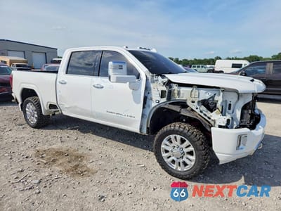 Czwarte zdjęcie samochodu z boku: 2020 GMC SIERRA K2500 DENALI VIN:1GT49REY7LF195803 - miniatura