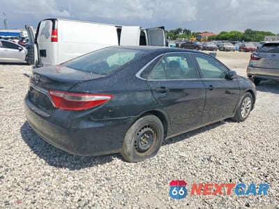 Trzecie zdjęcie samochodu z tyłu: 2015 TOYOTA CAMRY HYBRID LE VIN:4T1BD1FK0FU150036 - miniatura
