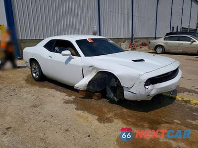 Czwarte zdjęcie samochodu z boku: 2015 DODGE CHALLENGER SXT VIN:2C3CDZAG6FH913131 - miniatura