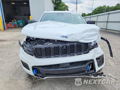 Piąte zdjęcie samochodu w środku: 2025 JEEP GRAND CHEROKEE 4XE VIN:1C4RJYB64S8690635 - miniatura