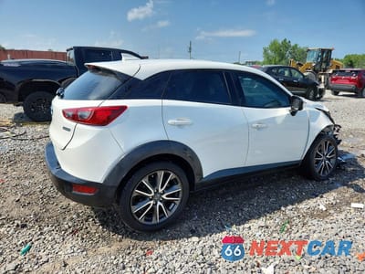 Trzecie zdjęcie samochodu z tyłu: 2017 MAZDA CX-3 TOURING VIN:JM1DKDC78H0147867 - miniatura