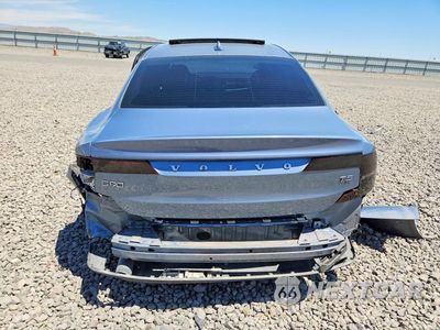 Zdjęcie 6 z 13 samochodu: 2018 VOLVO S90 T5 MOMENTUM VIN:LVY982AK9JP036539 - miniatura