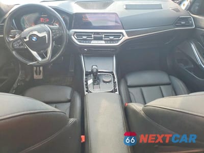 Zdjęcie 8 z 13 samochodu: 2021 BMW M340I VIN:3MW5U7J00M8B90862 - miniatura