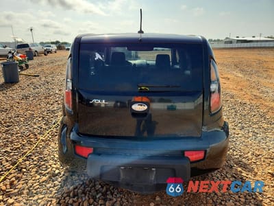 Zdjęcie 6 z 13 samochodu: 2010 KIA SOUL + VIN:KNDJT2A29A7151242 - miniatura
