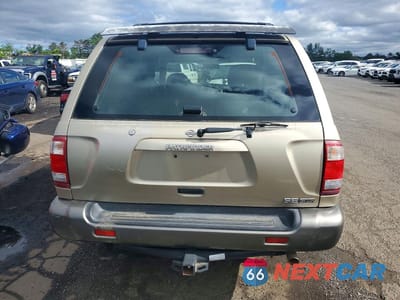 Zdjęcie 6 z 12 samochodu: 2001 NISSAN PATHFINDER SE VIN:JN8DR09Y51W610382 - miniatura