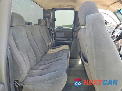 Zdjęcie 10 z 12 samochodu: 2004 CHEVROLET SILVERADO K1500 VIN:2GCEK19T941207824 - miniatura