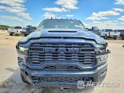 Piąte zdjęcie samochodu w środku: 2026 RAM 2500 TRADESMAN VIN:3C6UR5HJ5TG169942 - miniatura