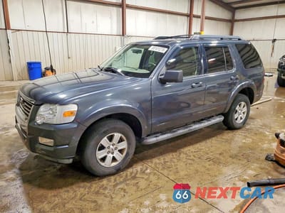 2010 FORD EXPLORER XLT 1FMEU7DE2AUA69996 - główne zdjęcie licytacji z USA - miniatura