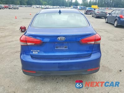 Zdjęcie 6 z 12 samochodu: 2017 KIA FORTE LX VIN:3KPFL4A77HE126556 - miniatura