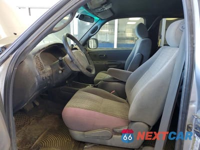 Zdjęcie 7 z 12 samochodu: 2005 TOYOTA TUNDRA ACCESS CAB SR5 VIN:5TBBT44135S460017 - miniatura