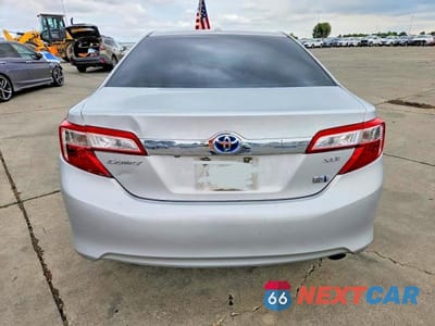 Zdjęcie 6 z 12 samochodu: 2012 TOYOTA CAMRY HYBRID XLE VIN:4T1BD1FKXCU034564 - miniatura