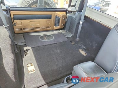 Zdjęcie 10 z 12 samochodu: 2015 JEEP WRANGLER SPORT VIN:1C4AJWAG1FL607130 - miniatura