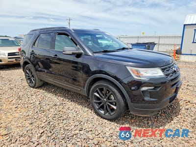 Czwarte zdjęcie samochodu z boku: 2019 FORD EXPLORER XLT VIN:1FM5K7D80KGA95979 - miniatura
