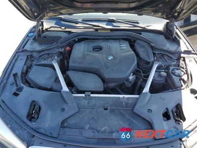 Zdjęcie 11 z 12 samochodu: 2018 BMW 530 XI VIN:WBAJA7C58JG909367 - miniatura