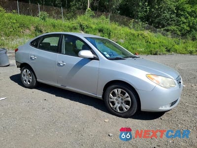 Czwarte zdjęcie samochodu z boku: 2009 HYUNDAI ELANTRA GLS VIN:KMHDU46D49U815519 - miniatura
