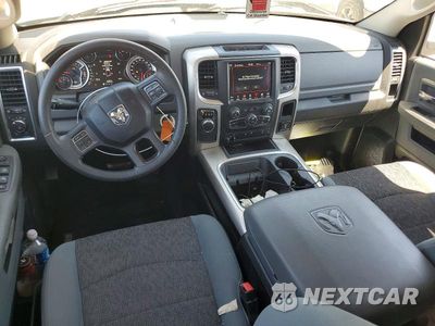 Zdjęcie 8 z 13 samochodu: 2019 RAM 1500 CLASSIC SLT VIN:1C6RR6GT9KS694928 - miniatura