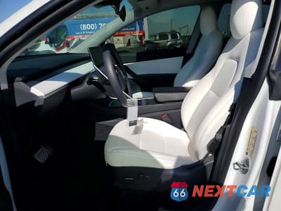 Zdjęcie 7 z 13 samochodu: 2021 TESLA MODEL Y VIN:5YJYGDEF1MF219995 - miniatura