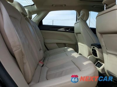Zdjęcie 10 z 12 samochodu: 2019 LINCOLN MKZ RESERVE I VIN:3LN6L5LU3KR629571 - miniatura