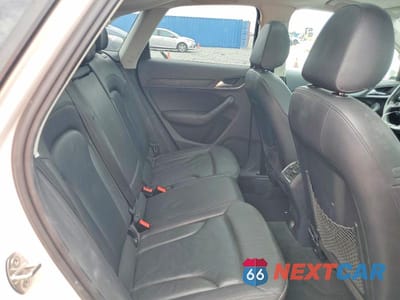 Zdjęcie 10 z 12 samochodu: 2015 AUDI Q3 PREMIUM PLUS VIN:WA1BFCFS2FR000386 - miniatura